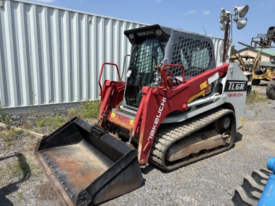 Takeuchi TL6R Skidsteer