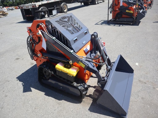 TPM T460 Stand On Skid Steer Loader