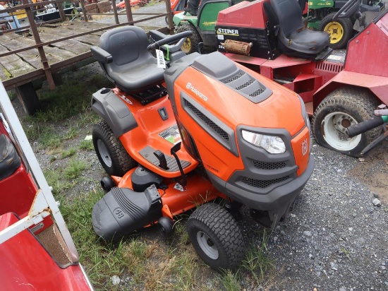 Husqvarna Riding Mower YTA24V48