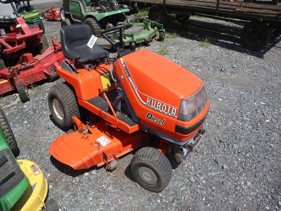 Kubota T1600 Tractor