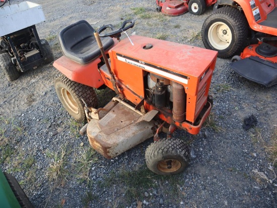 Allis Chalmers 610 Lawn & Garden Tractor