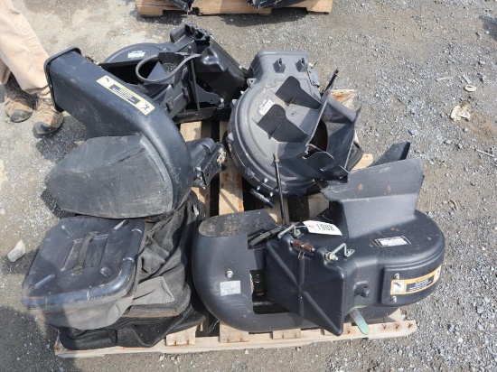 John Deere Bagger/Blower Lot
