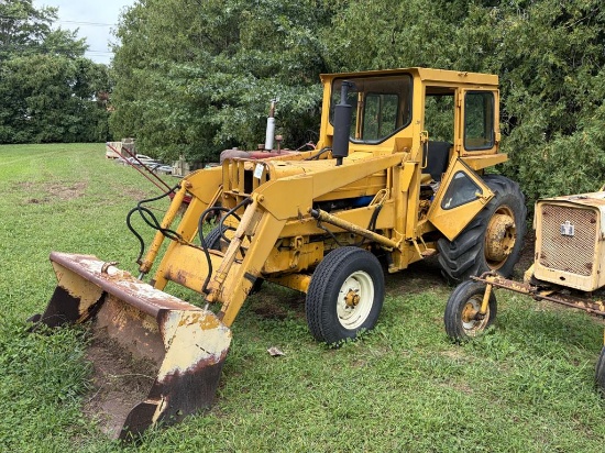 Ford 4400 Loader