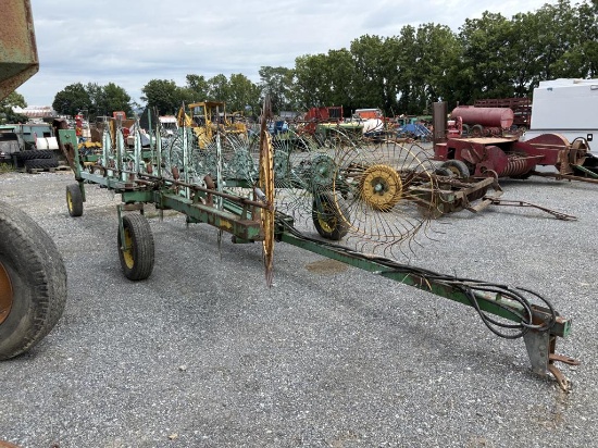 John Deere Rake