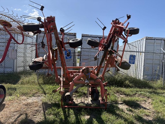 Kuhn GF 7601 Massey Harris Digidrive Hay Tedder