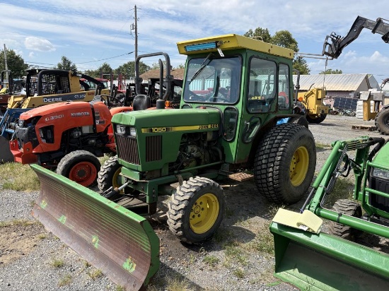 John Deere 1050 Tractor