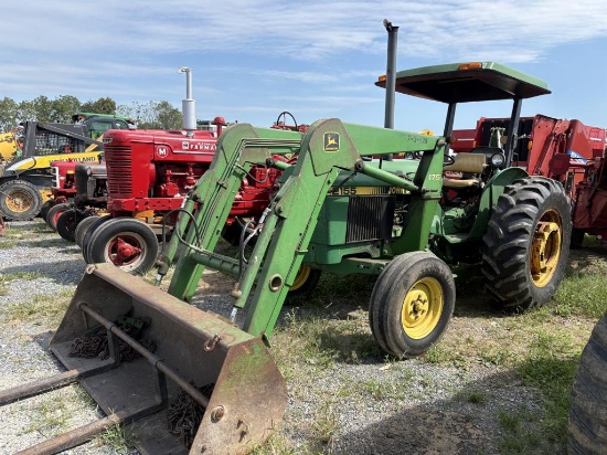 John Deere 2155 Tractor Loader Backhoe