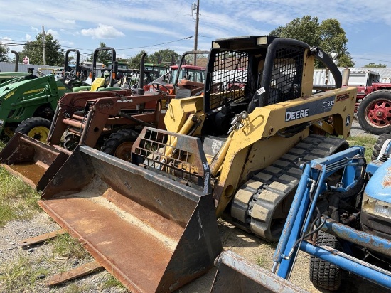 John Deere CT332 1620T Skid Steer