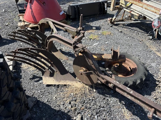 International Harvester 2 Bottom 2pt Plow