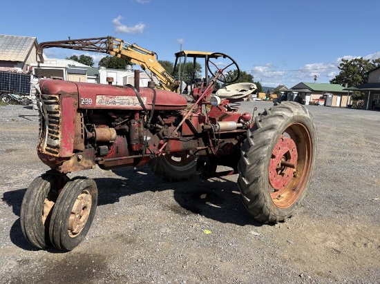 Farmall 230 Tractor