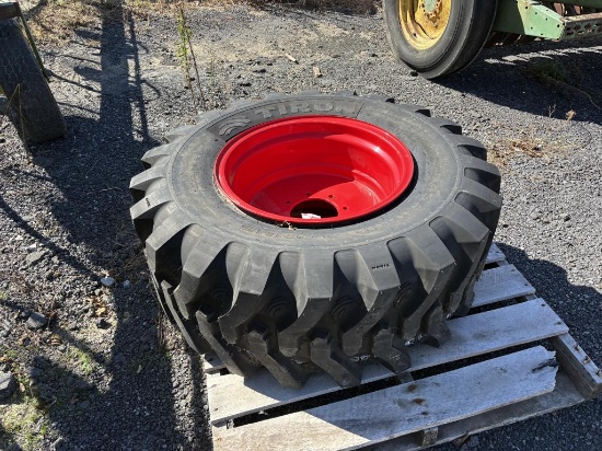 Tiron 43X16-20R Tire w/8 Lug Rim