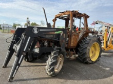 Case International Harvestor 895AXL Tractor