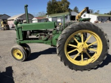 John Deere Unstyled B Tractor