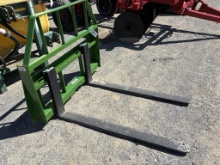 John Deere Kivel Pallet Fork Attachment