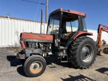 Case IH 685XL Tractor