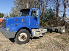 2003 Peterbilt 330 Truck w/Chassis w/Title