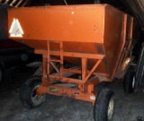 Bradford 200 bu gravity wagon