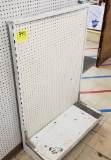 End cap peg board display