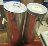 Lot of 2 metal cans