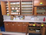 upper and lower cabinets
