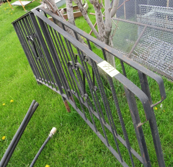 Metal outdoor handrailings