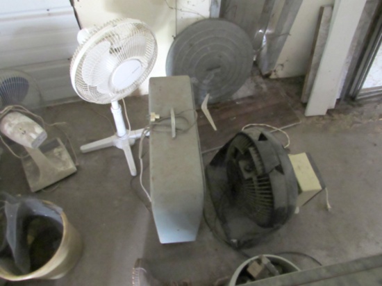 Lot of 7 fans