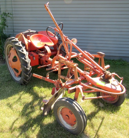 Allis Chalmers Model G with blade