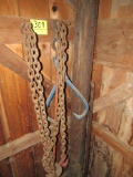 lot of 2 chains and hook