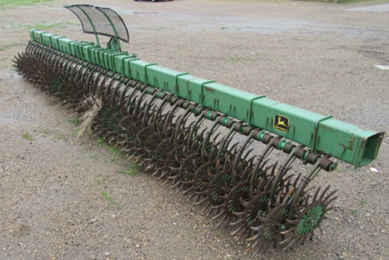 JD rotary hoe, 20'