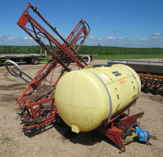 sprayer w/ 45' boom, 3pt