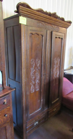 wardrobe