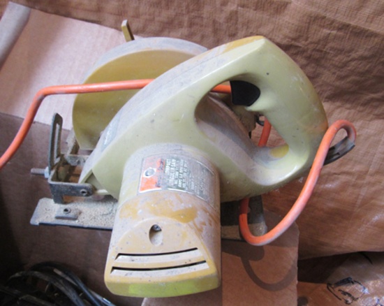 jig saw, skill saw, level, drill