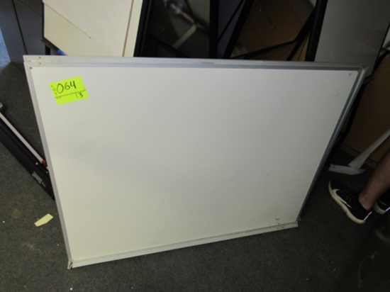 lot of 3 white boards