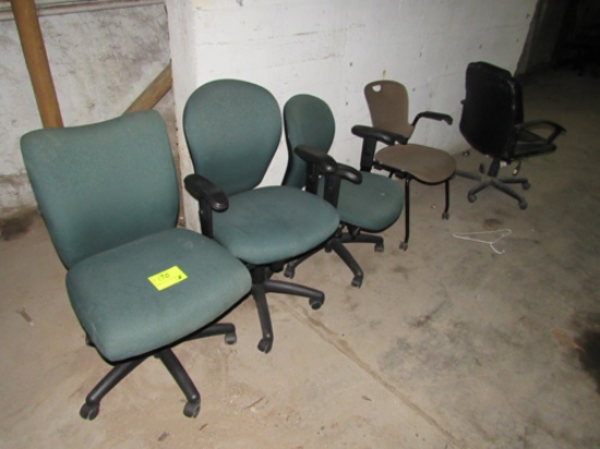 lot of 5 office chairs