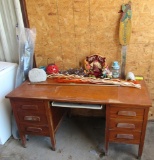 wooden desk and décor