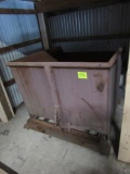 dumpster, 2.5 yd, pallet bracket w/ trip