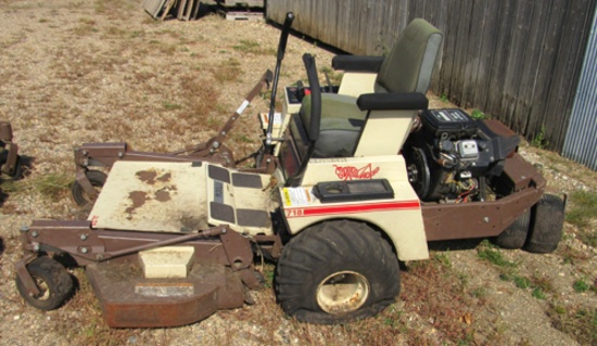 Grasshopper 618 zero-turn mower
