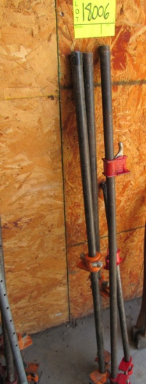 lot of 4 pipe clamps