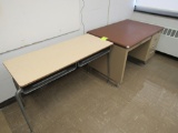 2 desks