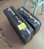 2 suitcases