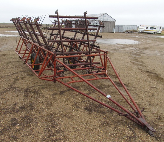 Melroe 7-section drag w/ cart