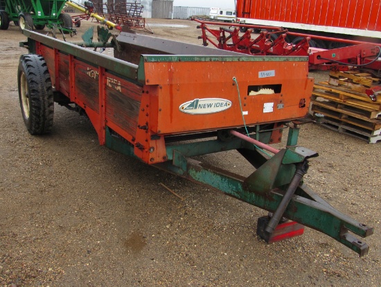 New Idea manure spreader