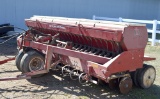 IH 620 grain drill w/ track eliminator