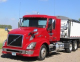 '13 Volvo day-cab semi