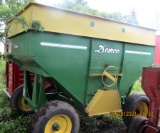 Demco 350 bu gravity wagon w/ truck tires, lights