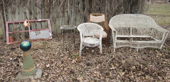 wicker furniture and garden décor