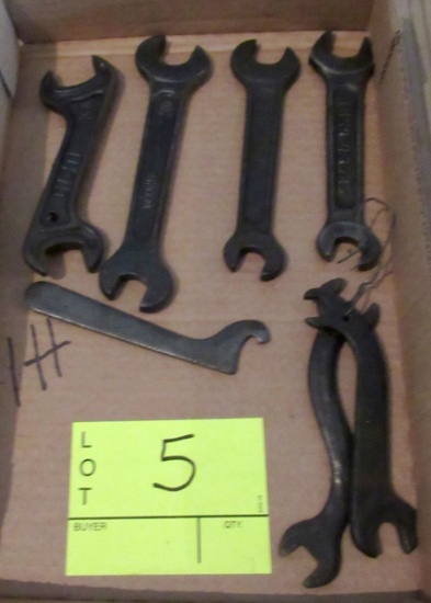 IH wrenches