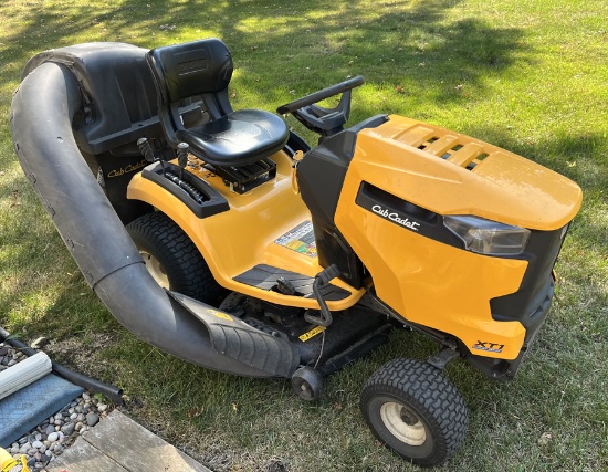 Cub Cadet XT1 riding mower