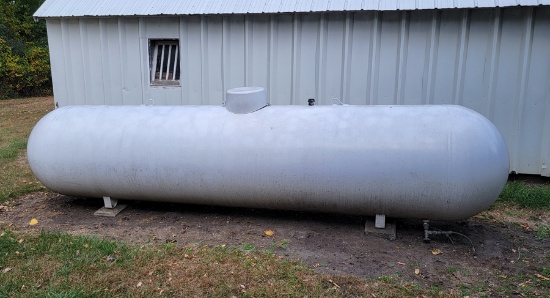 1000 Gallon LP Tank Shelby