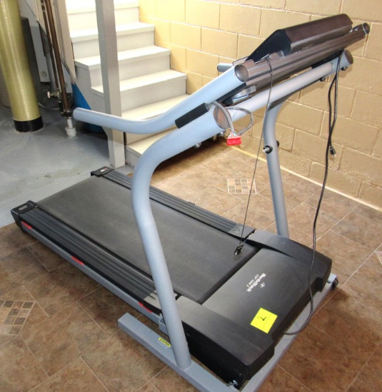 Nordic Track EXP 1000X treadmill